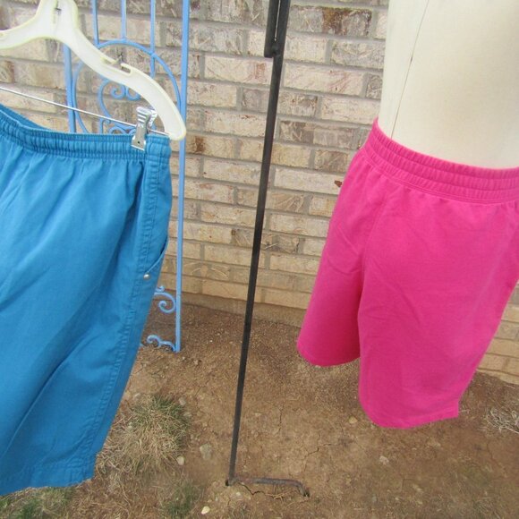 womens shorts - Picture 5 of 5